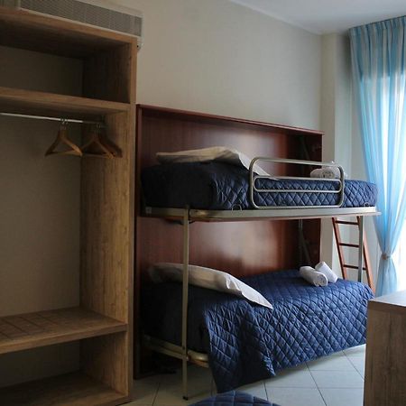 Hotel Adigrat Riccione Buitenkant foto