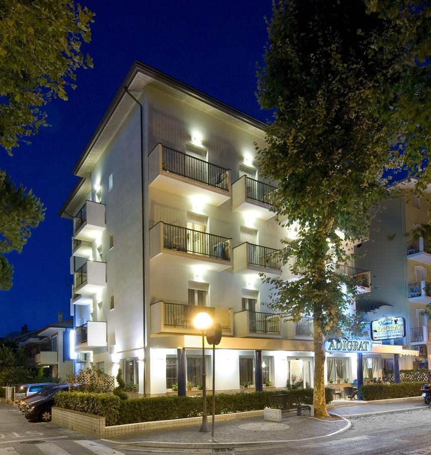 Hotel Adigrat Riccione Buitenkant foto